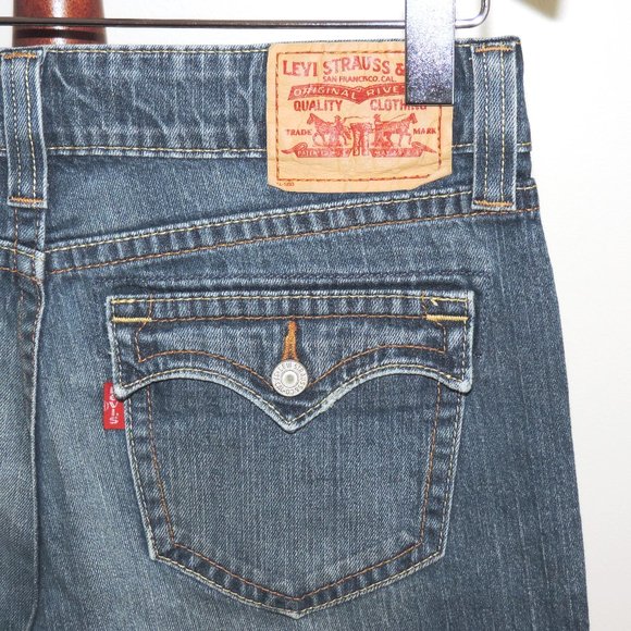 Levi's 515 Boot Cut distressed denim jeans - Picture 6 of 9